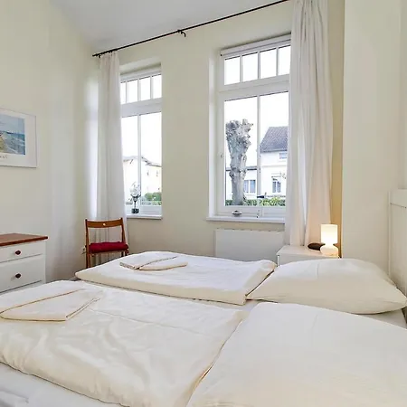 Apartment In Der Strandstraße Kühlungsborn - Dos05084-cya *